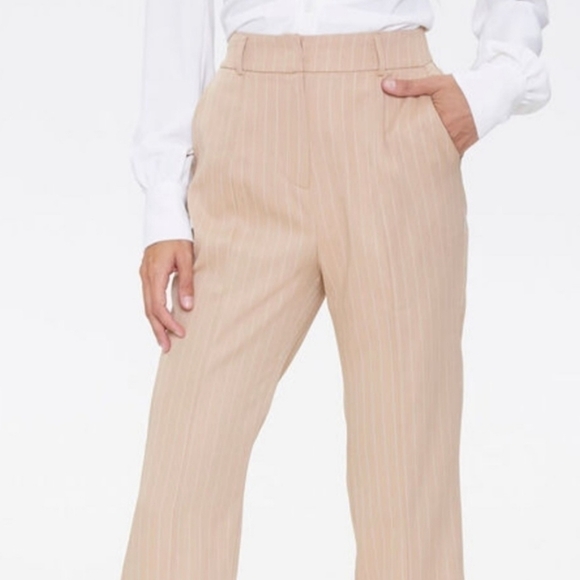 NWOT Forever21 Pin Striped Pants L - Picture 1 of 7